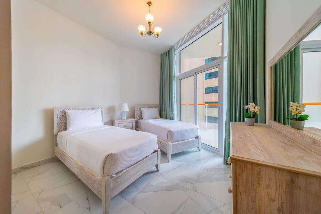 Millennium Binghatti, Business Bay - Mint Stay Dubai Luaran gambar