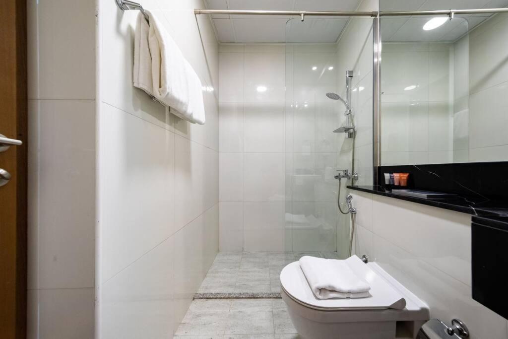 Millennium Binghatti, Business Bay - Mint Stay Dubai Luaran gambar